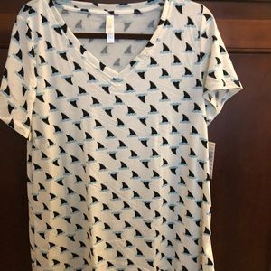 Large Lularoe Christy T SHARK FINS!  HTF
